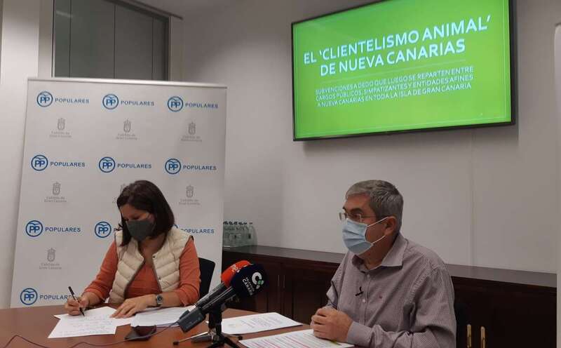 Marco Aurelio Pérez y Aurora del Rosario en rueda de prensa/TA.